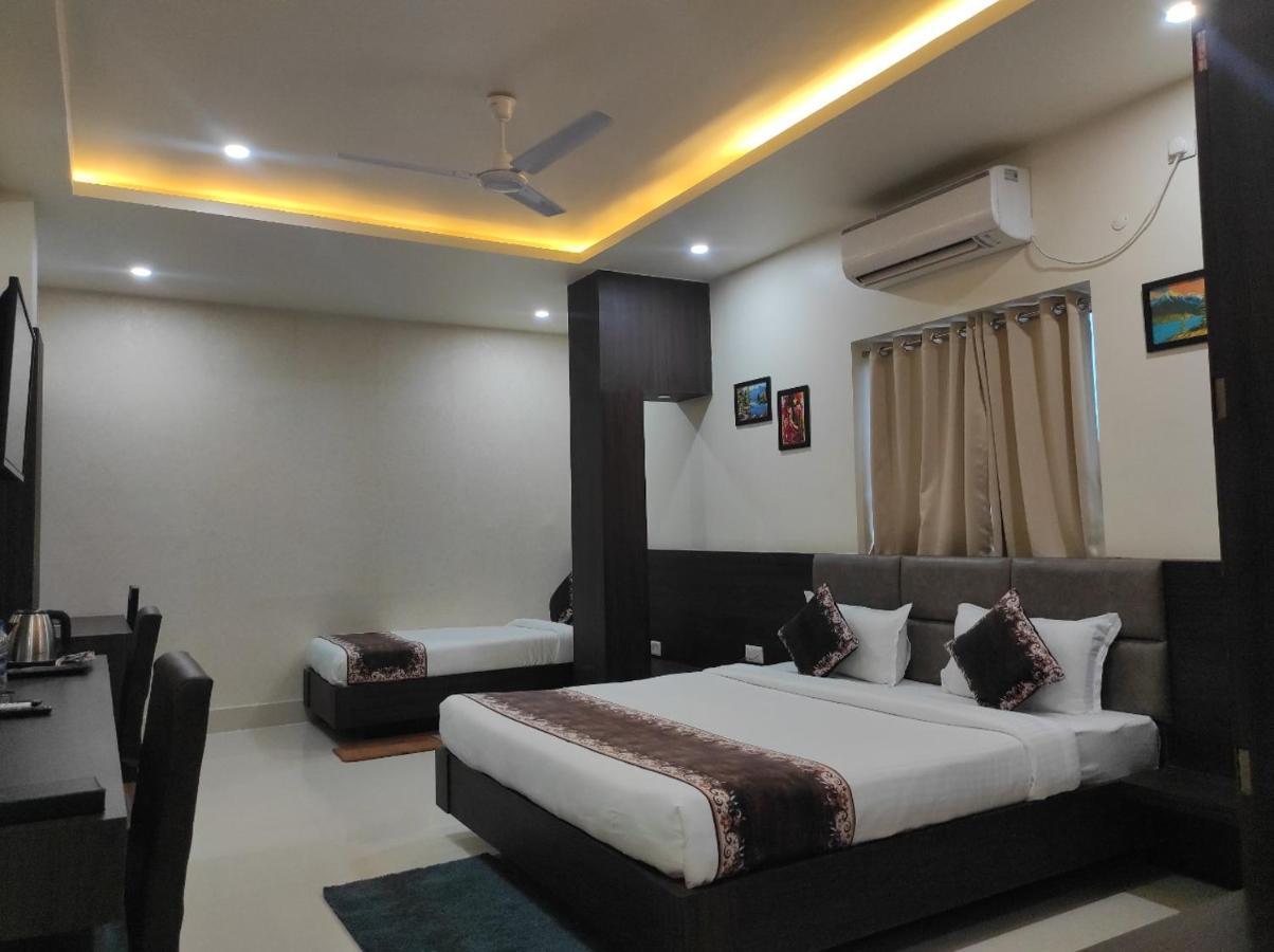 Hotel Paradise - Biswanath Chariali Bishnath Kültér fotó