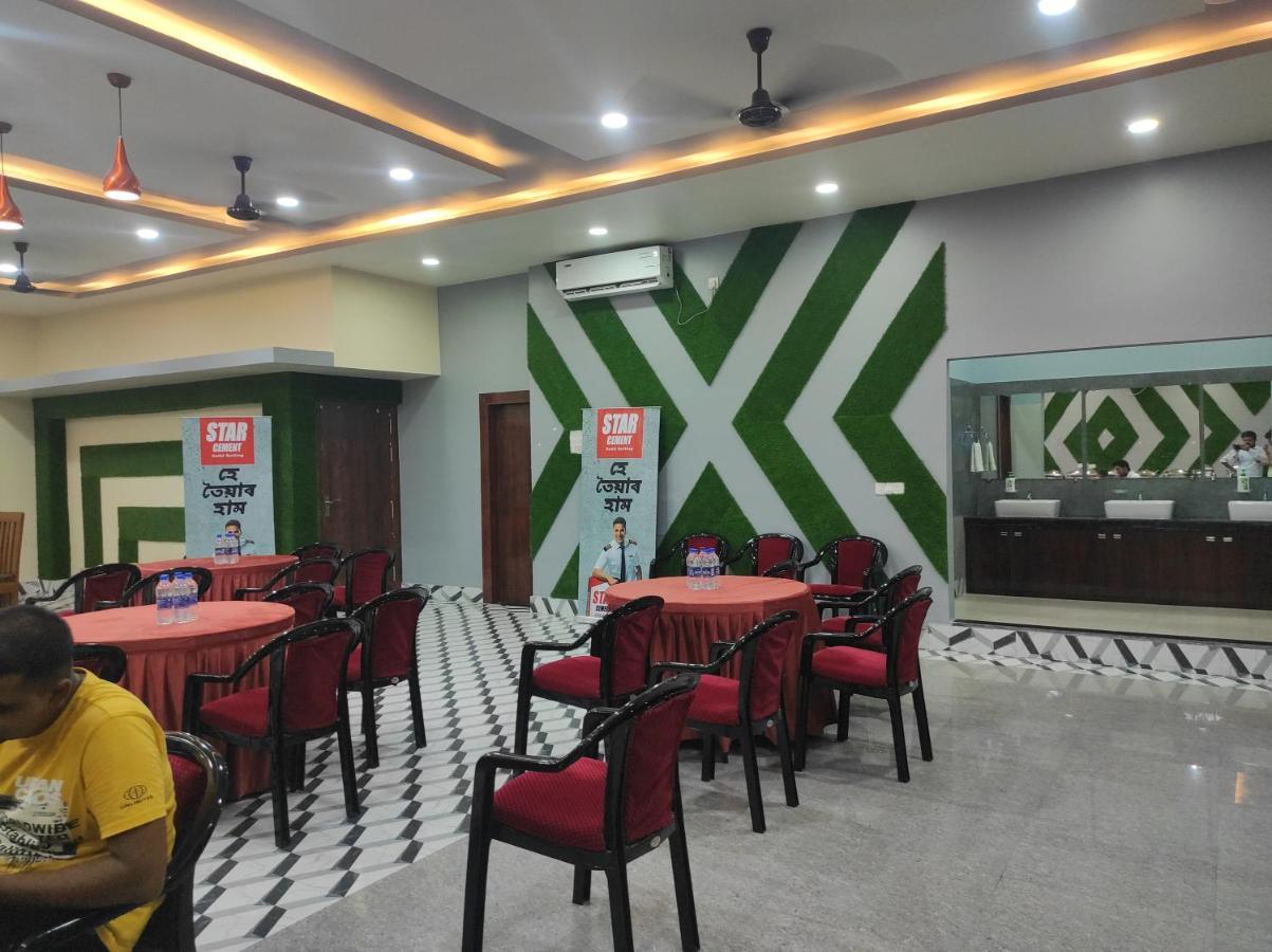 Hotel Paradise - Biswanath Chariali Bishnath Kültér fotó