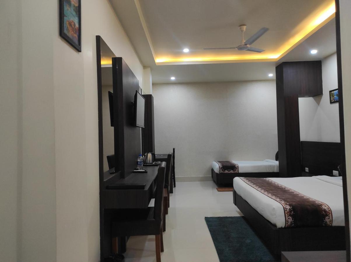 Hotel Paradise - Biswanath Chariali Bishnath Kültér fotó
